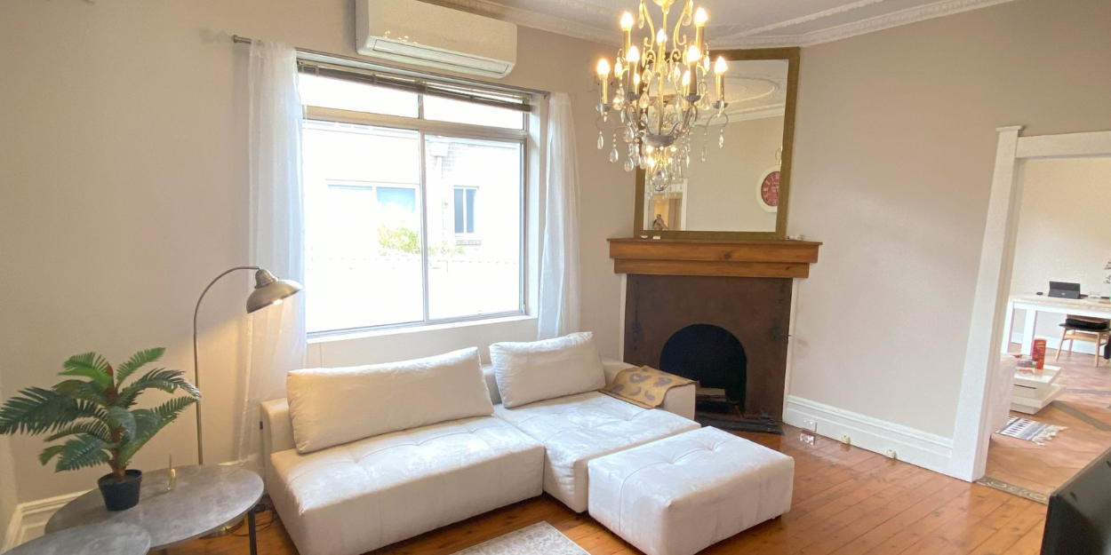 Elegant Lounge with Classic Design